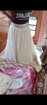 Surbhi review photo
