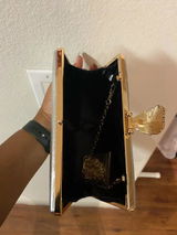 Bettina V. review photo