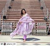 Jahanvi review photo