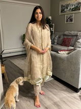 Priya Singh review photo