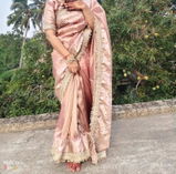 Parnita Pradhan review photo