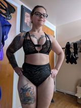 Aimee review photo