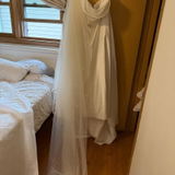 Olivia review photo