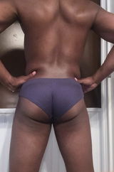 G review photo
