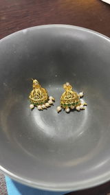 Isha Reddy review photo