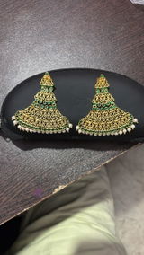 Diya Malhotra review photo