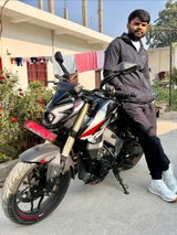 Vijay Kumar review photo