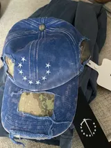 Aaron review photo