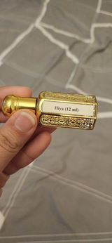 H.K. review photo