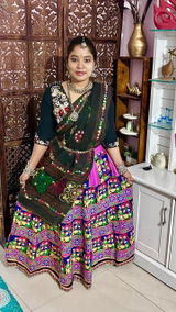 Supriya Varma review photo