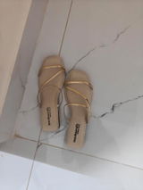 Nivetha review photo