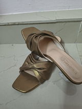 Sumaiya . review photo