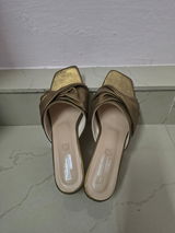 Sumaiya . review photo