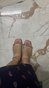 Priya . review photo