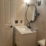 Lesli review photo