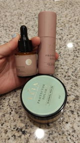 Ariana review photo