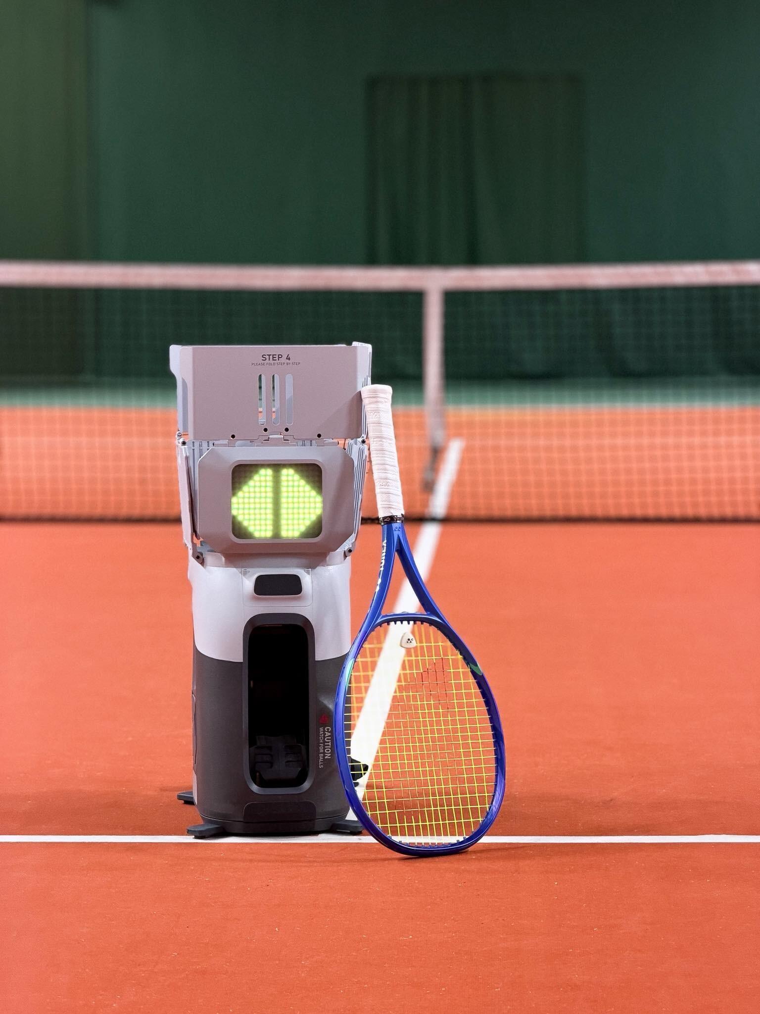 Tenniix Basic Portable AI Tennis Ball Machine