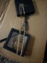 Lily review photo