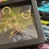C**a J**n review photo
