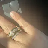 S**? review photo