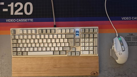 QK100 Hardwood Wrist Rest