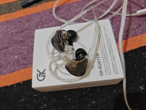 GK KUNTEN IEM With Mic