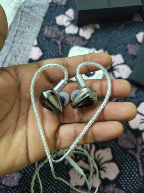 KEFINE Loric IEM