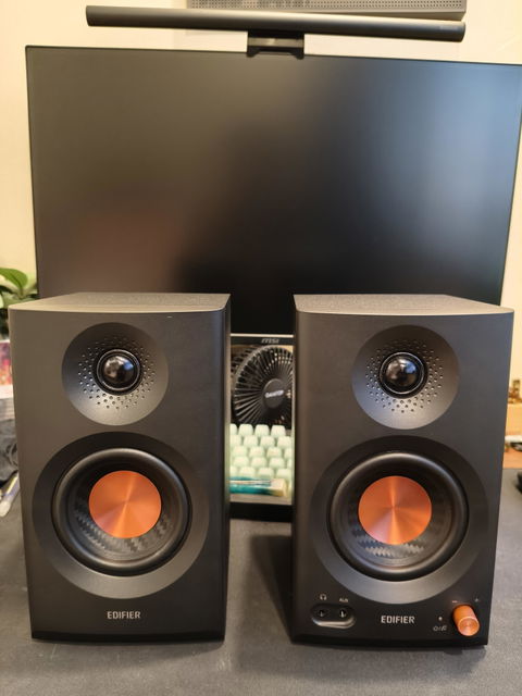 Edifier MR3 Hi-Res Bluetooth Powered Studio Monitor Speakers