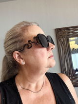 Elizabeth Sigal review photo