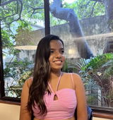 Priyanka Maurya review photo