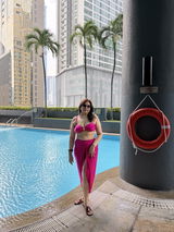 Shalini review photo