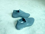 J. review photo