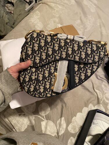 Aaron review photo