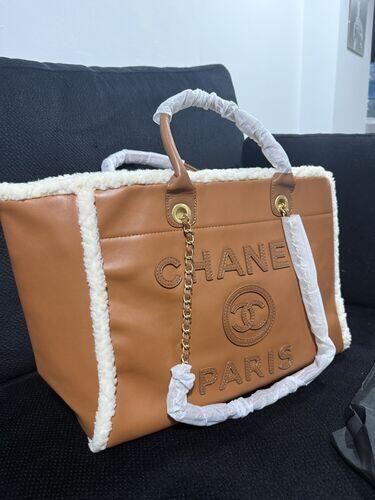 Alexandra review photo