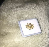 Madly E. review photo