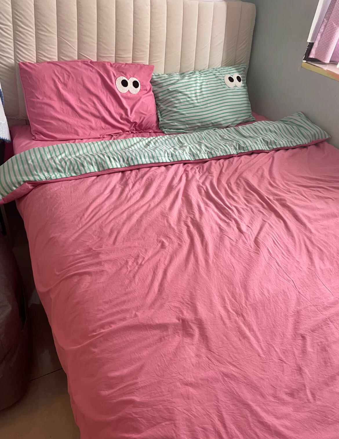 Big Eyes Bedding Set, customer photo