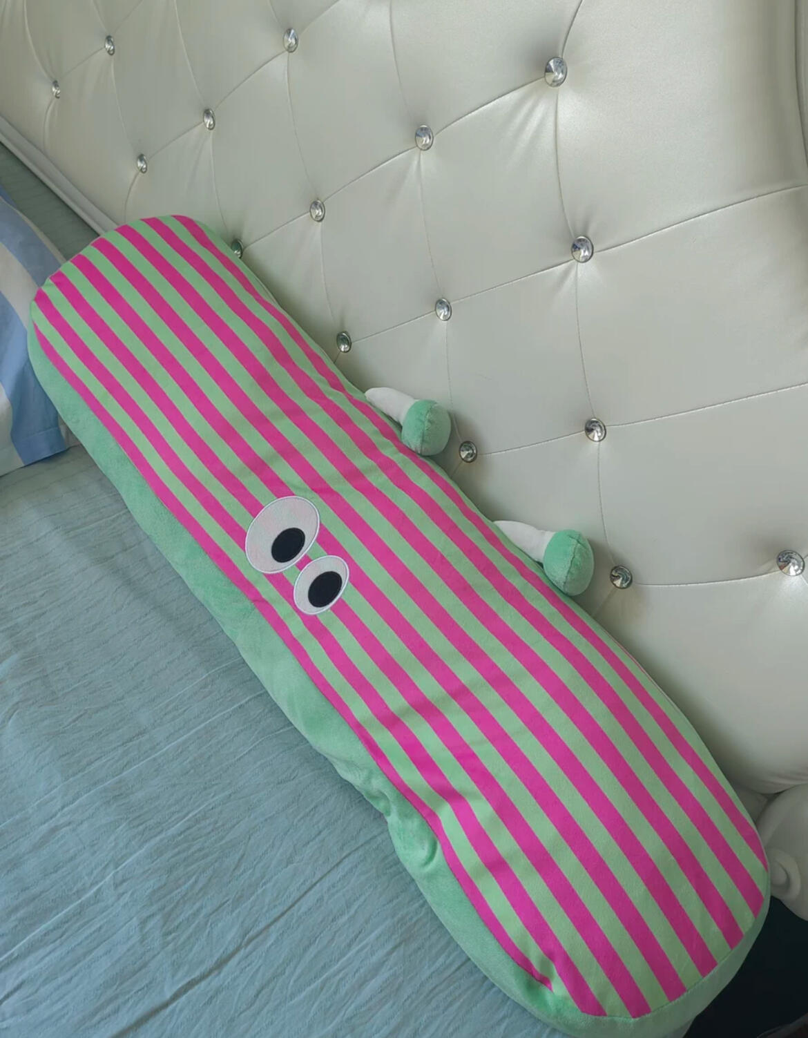 Long Pillow with Eyes, customer photo