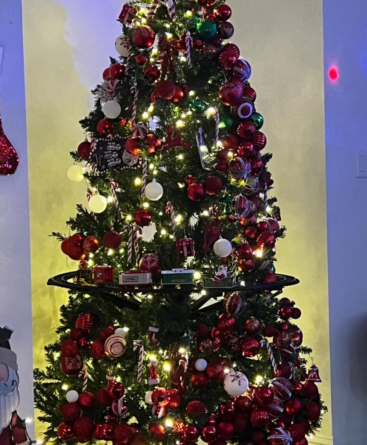 Electric Christmas Tree Train Set, customer photo
