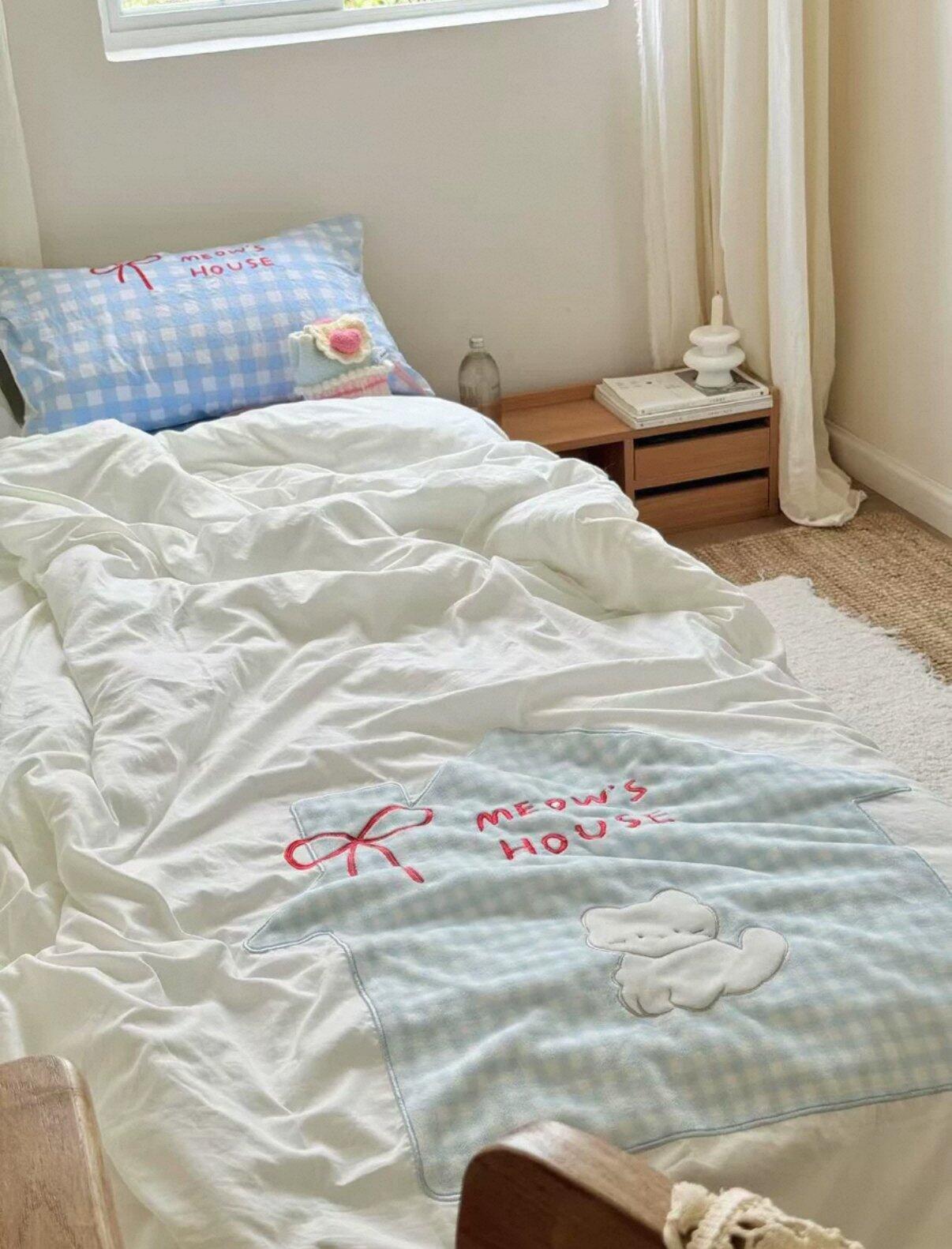 Soft Girl Blue Cat Bedding Set, customer photo