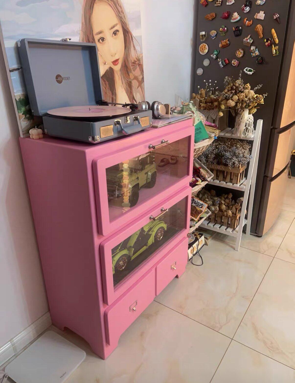 Pastel Figurine Display Cabinet, customer photo