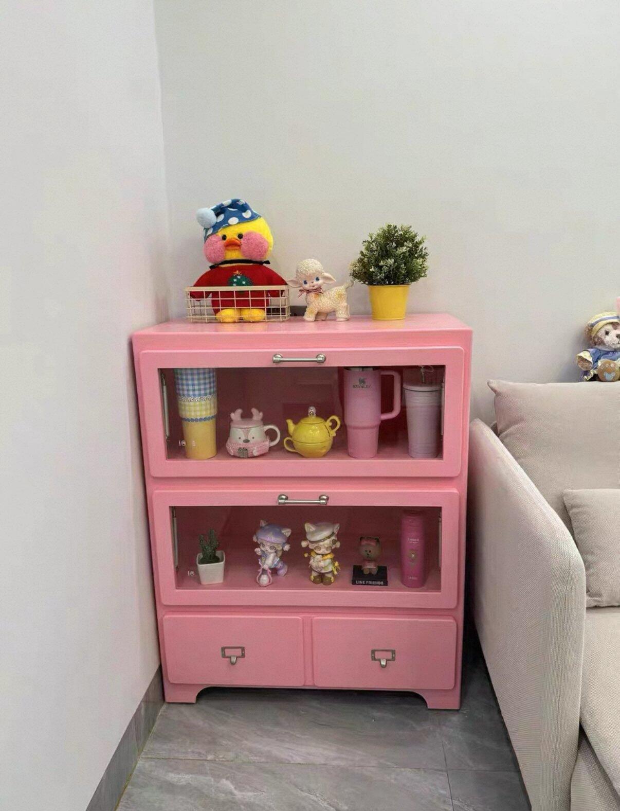 Pastel Figurine Display Cabinet, customer photo