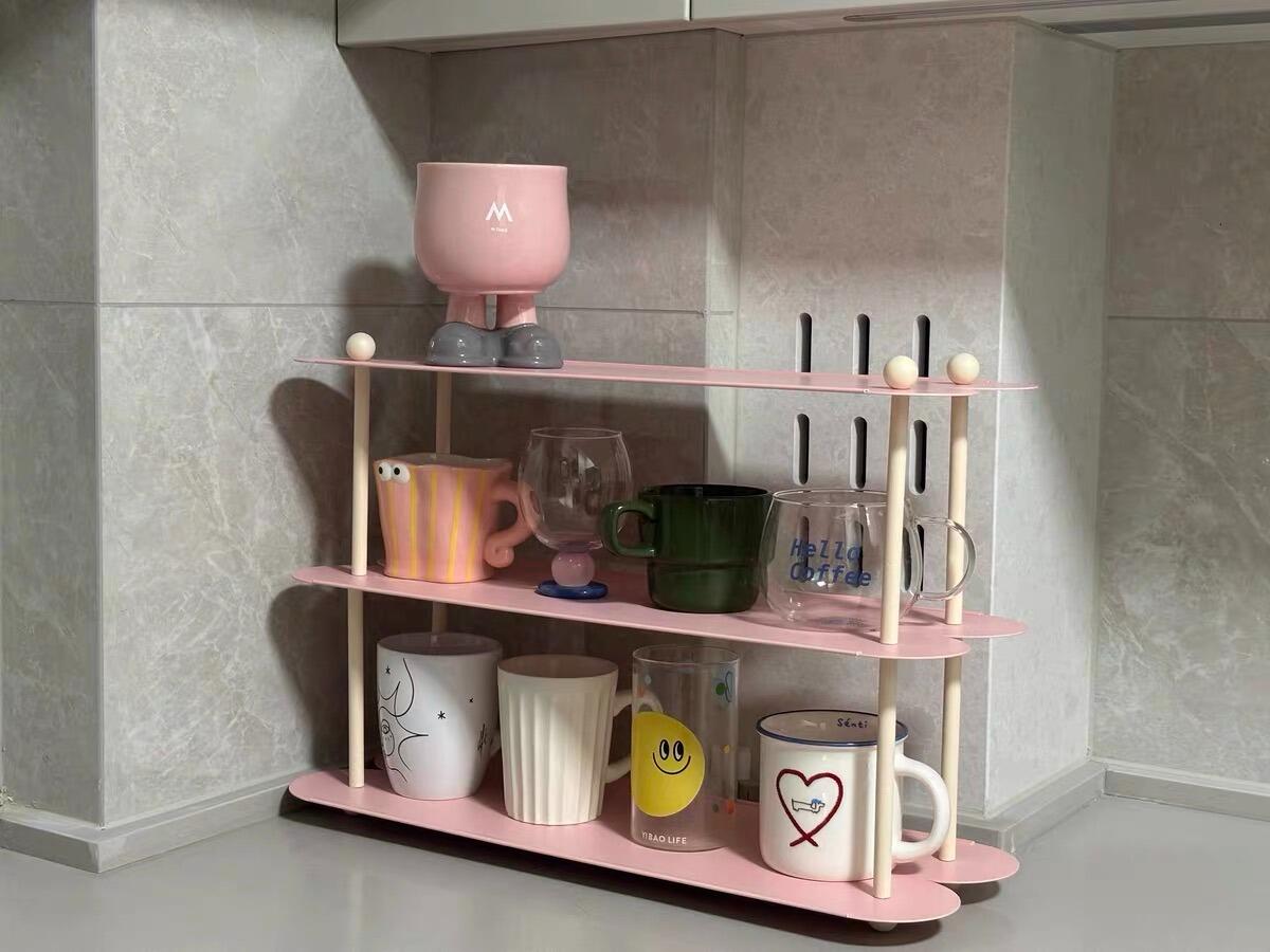 Curved Mug Display Shelf, customer photo