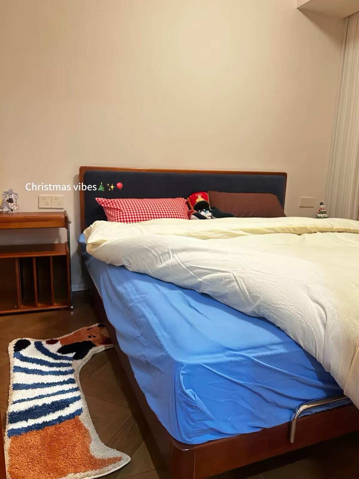 Cream Bedding Set with Gingham Pillowcase, customer photo