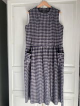Lynne review photo