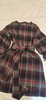 Elizabeth review photo