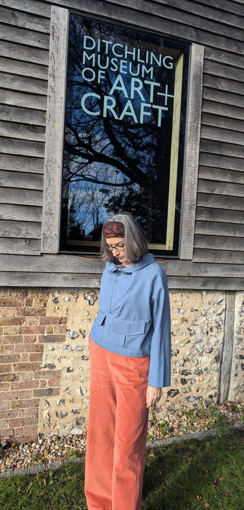 Vogue Top and Trousers V1642