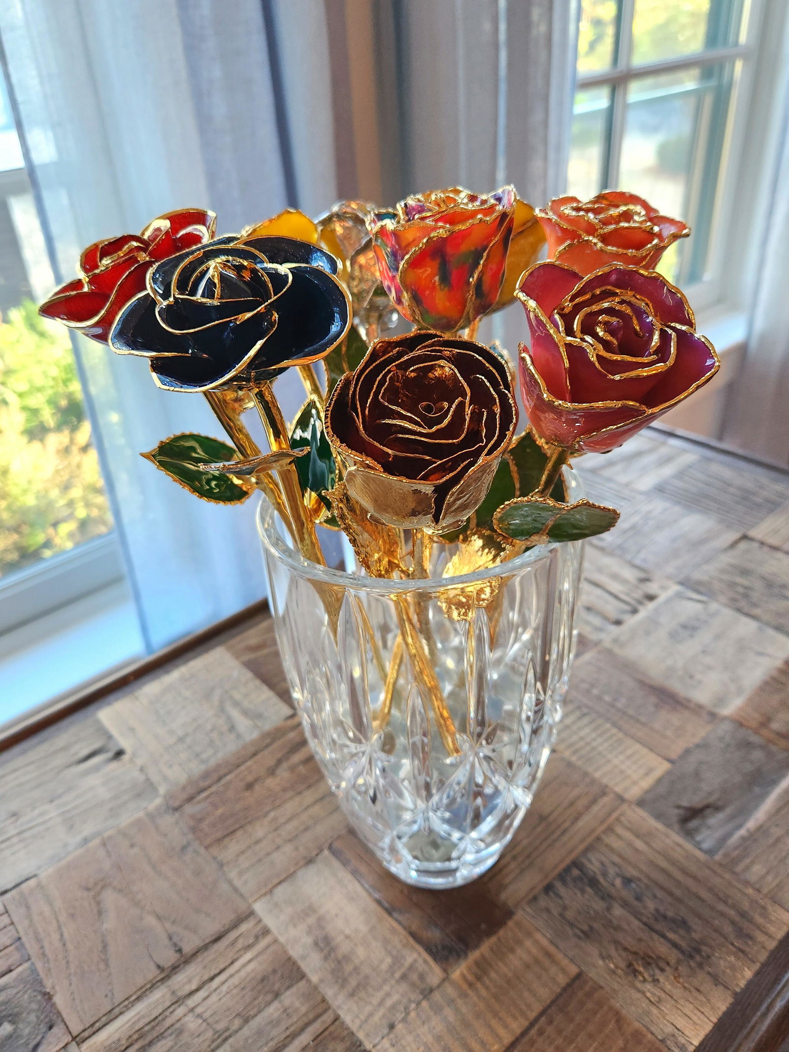 Large Clear Glass Bouquet Vase (3-12 roses)