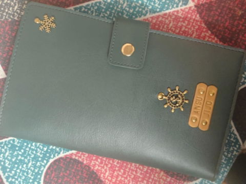 Family Travel Folder (Holds upto 6 Passports)