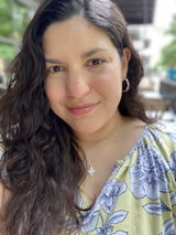 Mercedes Santiago review photo