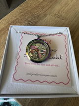 anna vokes review photo